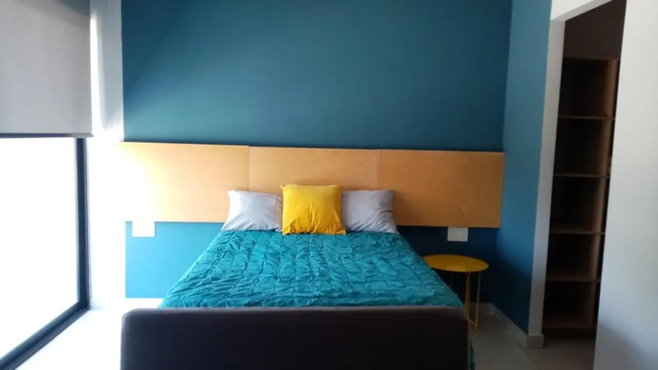 Livup Students Residences 아파트호텔 과달라하라
